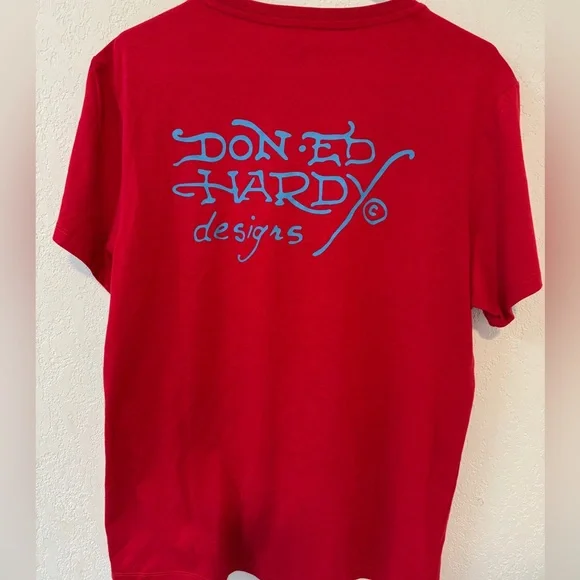 Ed Hardy Red T-Shirt with Bulldog and Crown Design - Picture 2 of 3